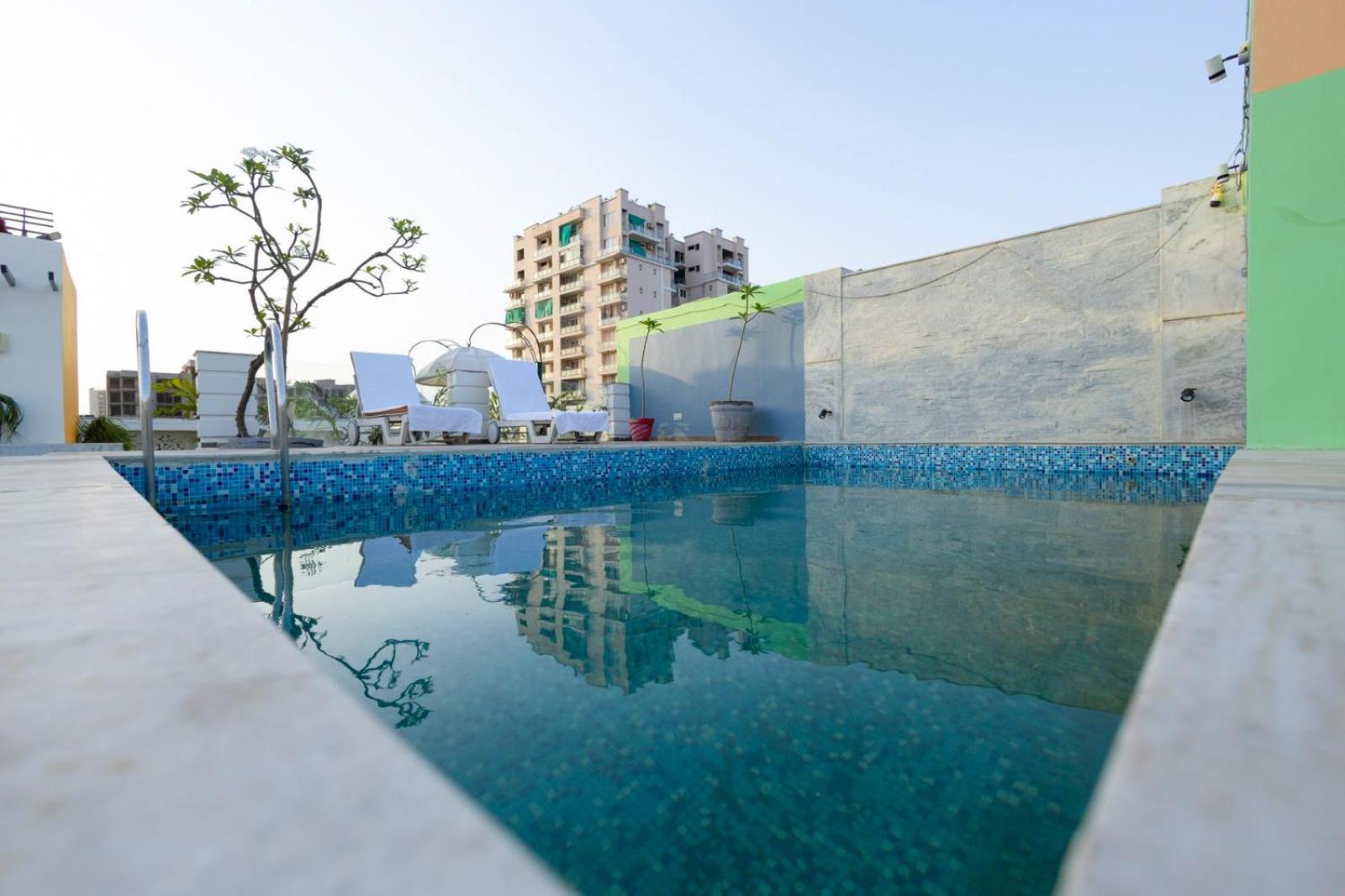 Hotel Sahibs Lighthouse - Swimming Pool Agra  Exterior photo
